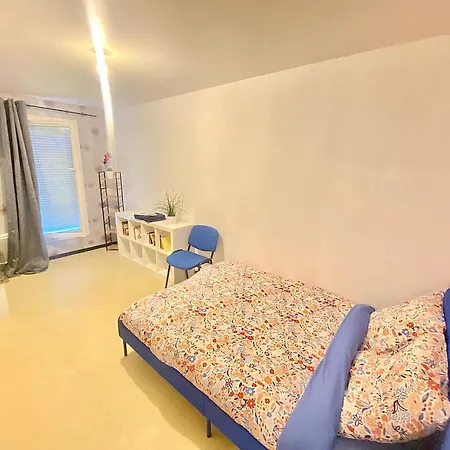 Appartement Grand Duplex, Centre, Parking, 4 Ch, Lingerie - 7 Pers