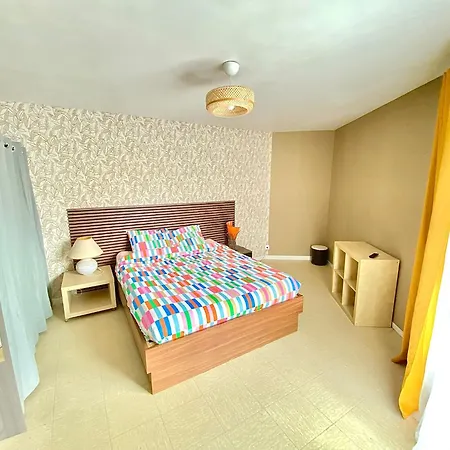 Grand Duplex, Centre, Parking, 4 Ch, Lingerie - 7 Pers Appartement