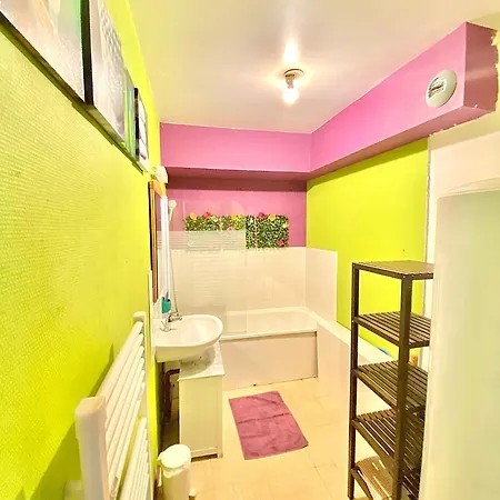 Grand Duplex, Centre, Parking, 4 Ch, Lingerie - 7 Pers Appartement