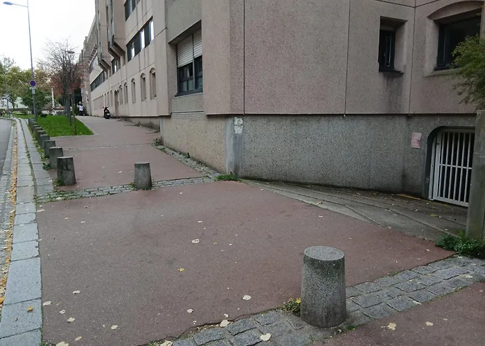 Grand Duplex, Centre, Parking, 4 Ch, Lingerie - 7 Pers Apartment Rouen